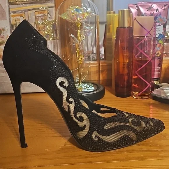 Rene Caovilla Swarovski Crystal Mesh Pumps - Picture 7 of 17